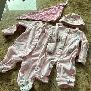 Carter’s pink print 2 snap closure sleepers/onesies; snap bio & beanie hat.